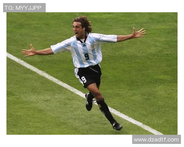 最近三年离世的足球巨星回顾与影响：他们的传奇与足坛遗产