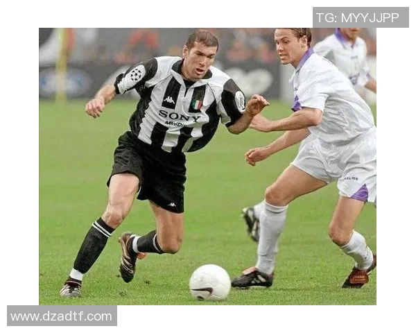 足球历史十大球星盘点谁是最具影响力的传奇人物排名分析