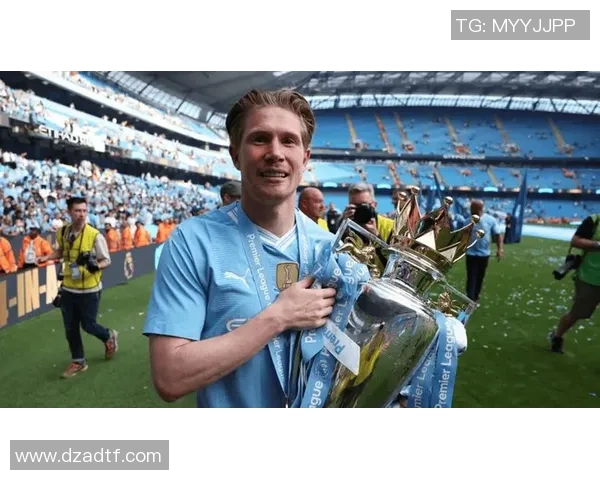 曼城21号足球明星带领球队冲击英超冠军的精彩表现与未来展望